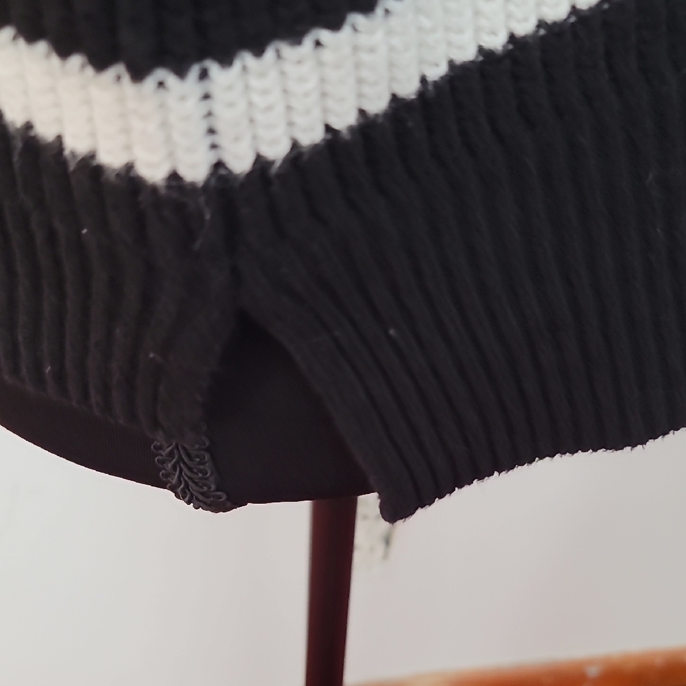 Rachel Zoe  Black and White Striped  Sweater - Picture 4 of 9